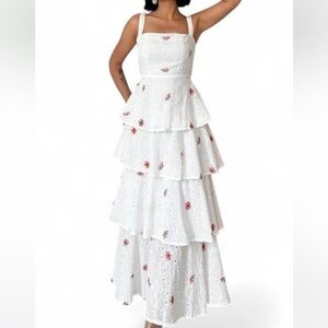 NWT XS Elisa Tiered Dress; white w/ embroidered floral designs